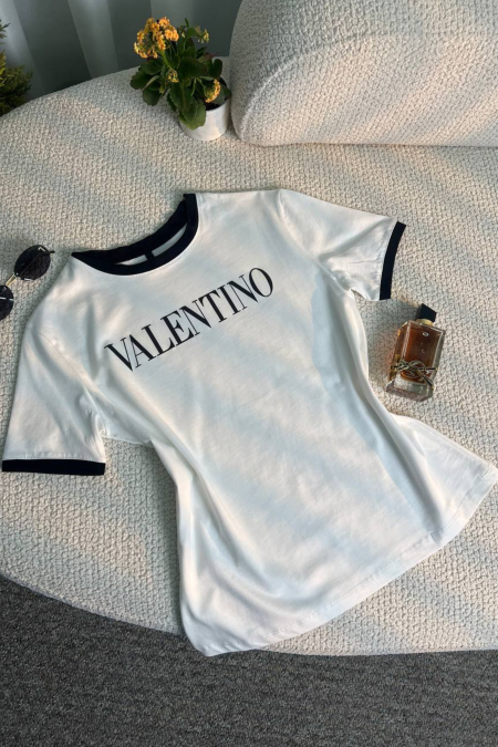 ابيض مع قبه اسود