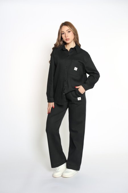 جينز اسود غامق