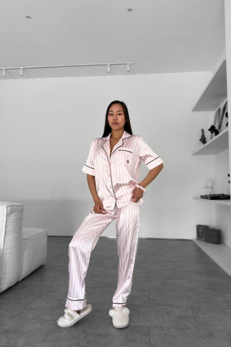 بجامة VICTORIA'S SECRET بنطلون