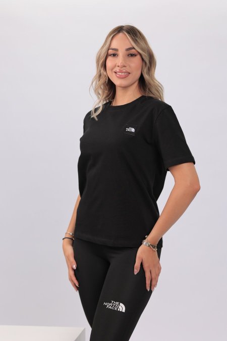 اسود مع اسود