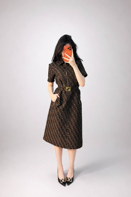 فستان Fendi