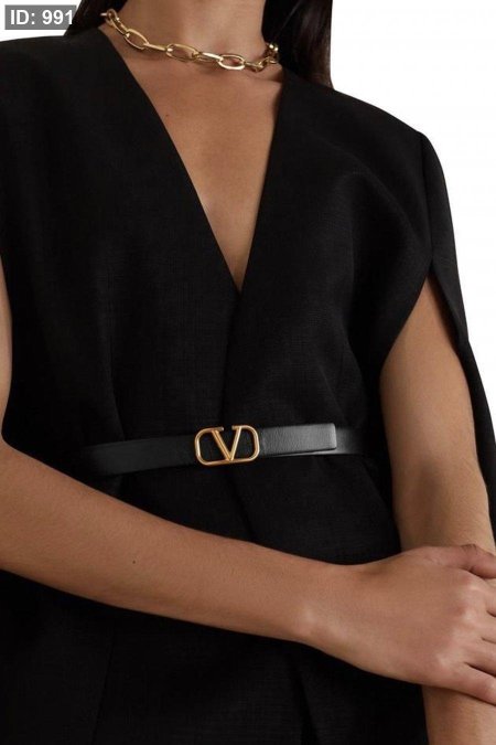 قشاط VALENTINO